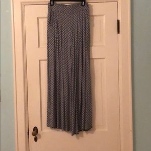 Blue floral flowy pants